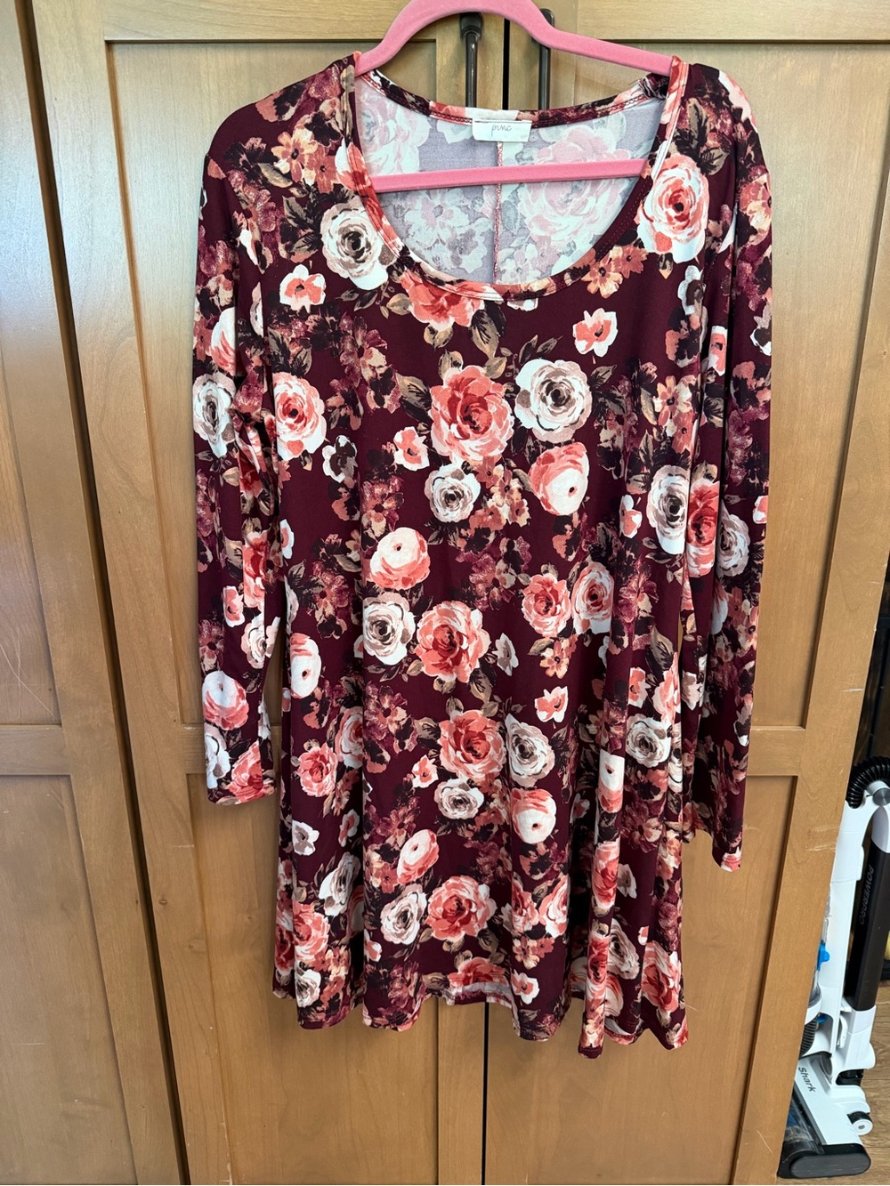Pinc Floral Scoop Neck Top - Pink, Burgundy & Gray